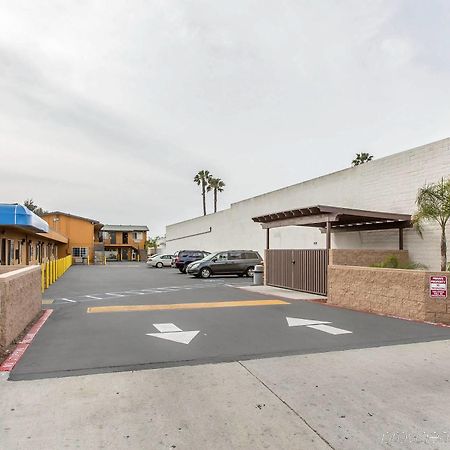 Rodeway Inn & Suites Chula Vista San Diego South Экстерьер фото