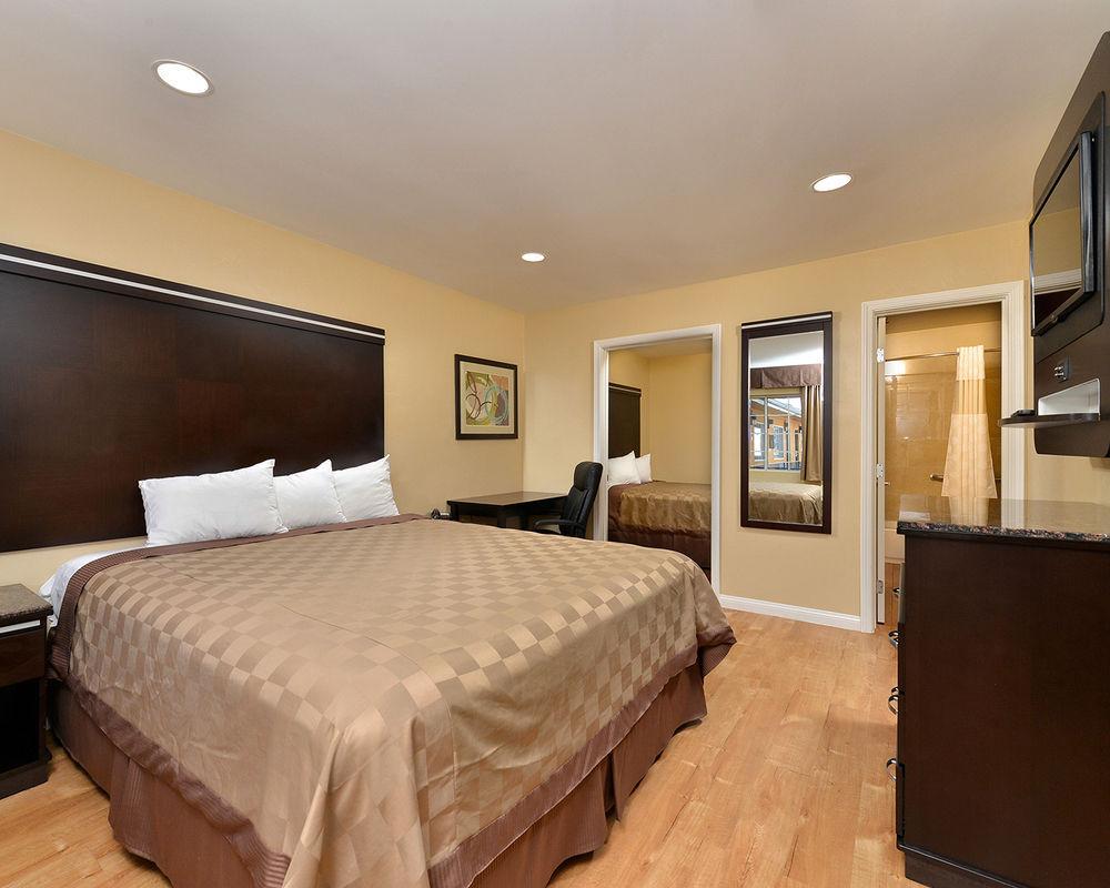Rodeway Inn & Suites Chula Vista San Diego South Экстерьер фото