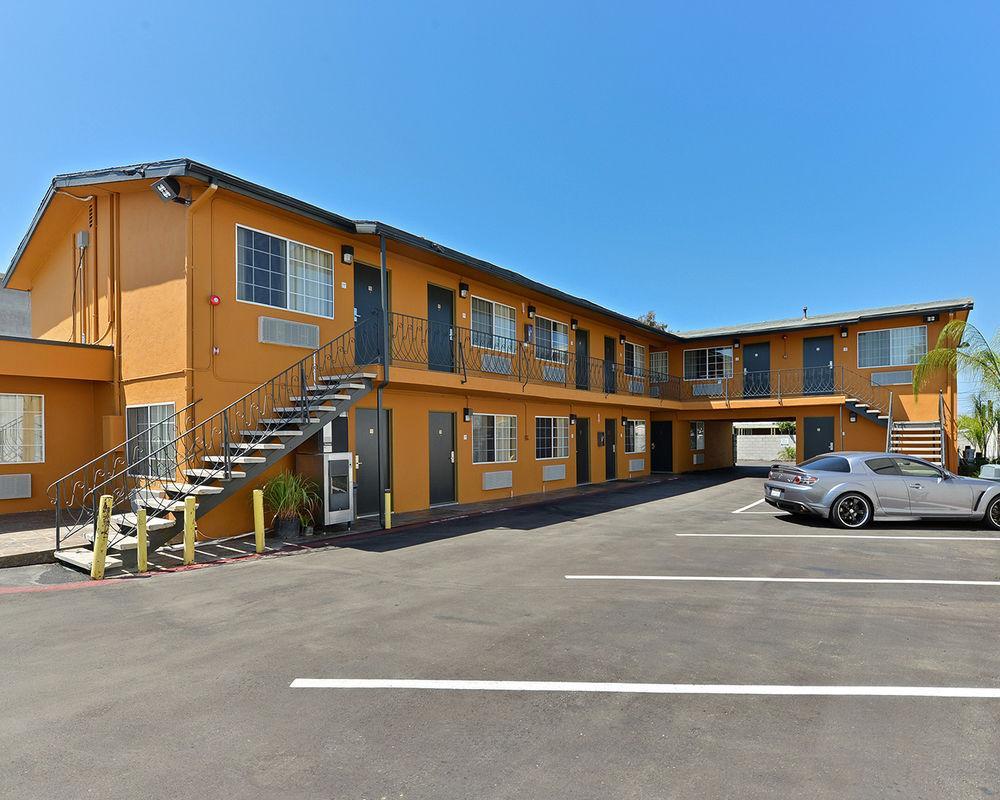 Rodeway Inn & Suites Chula Vista San Diego South Экстерьер фото