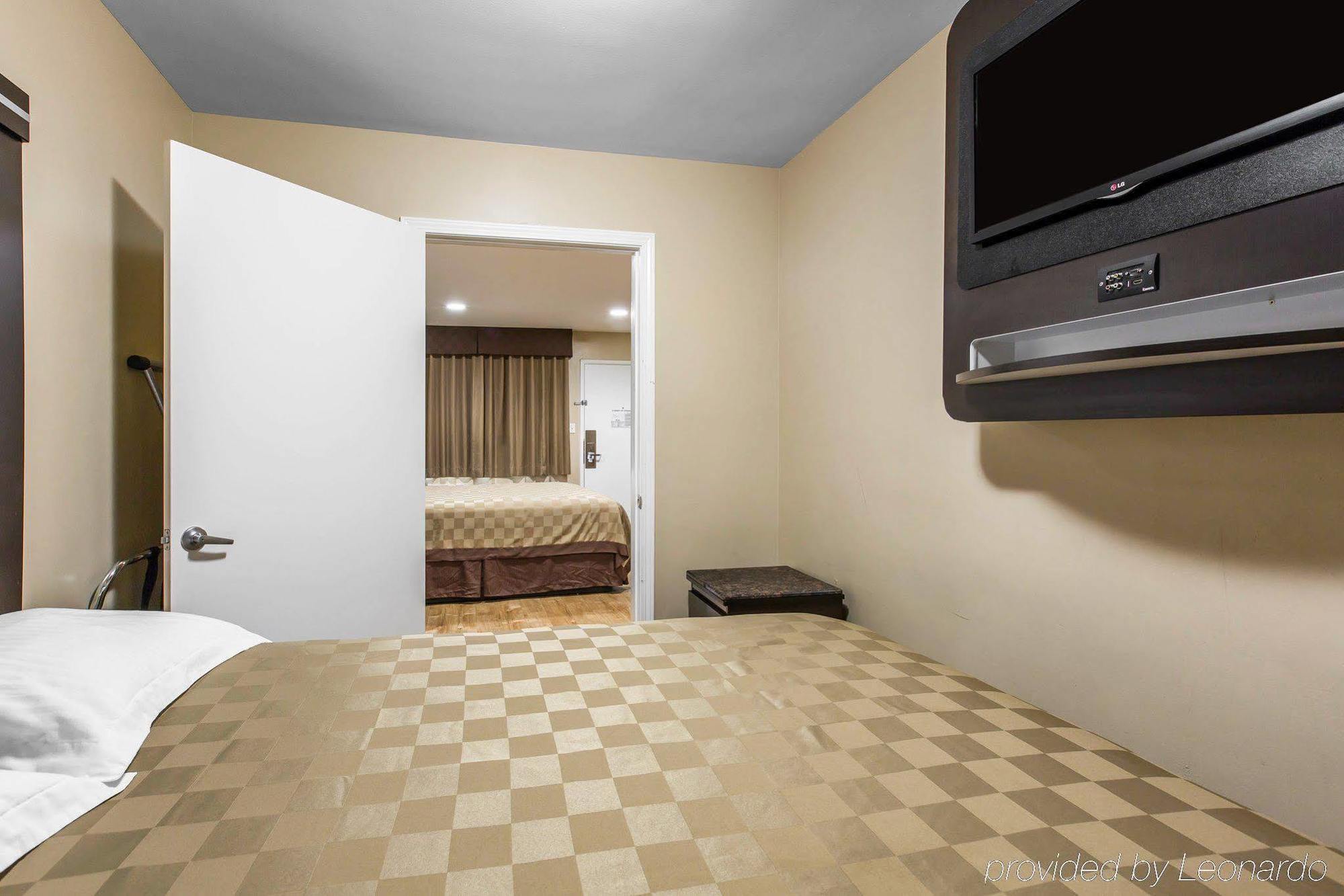 Rodeway Inn & Suites Chula Vista San Diego South Экстерьер фото