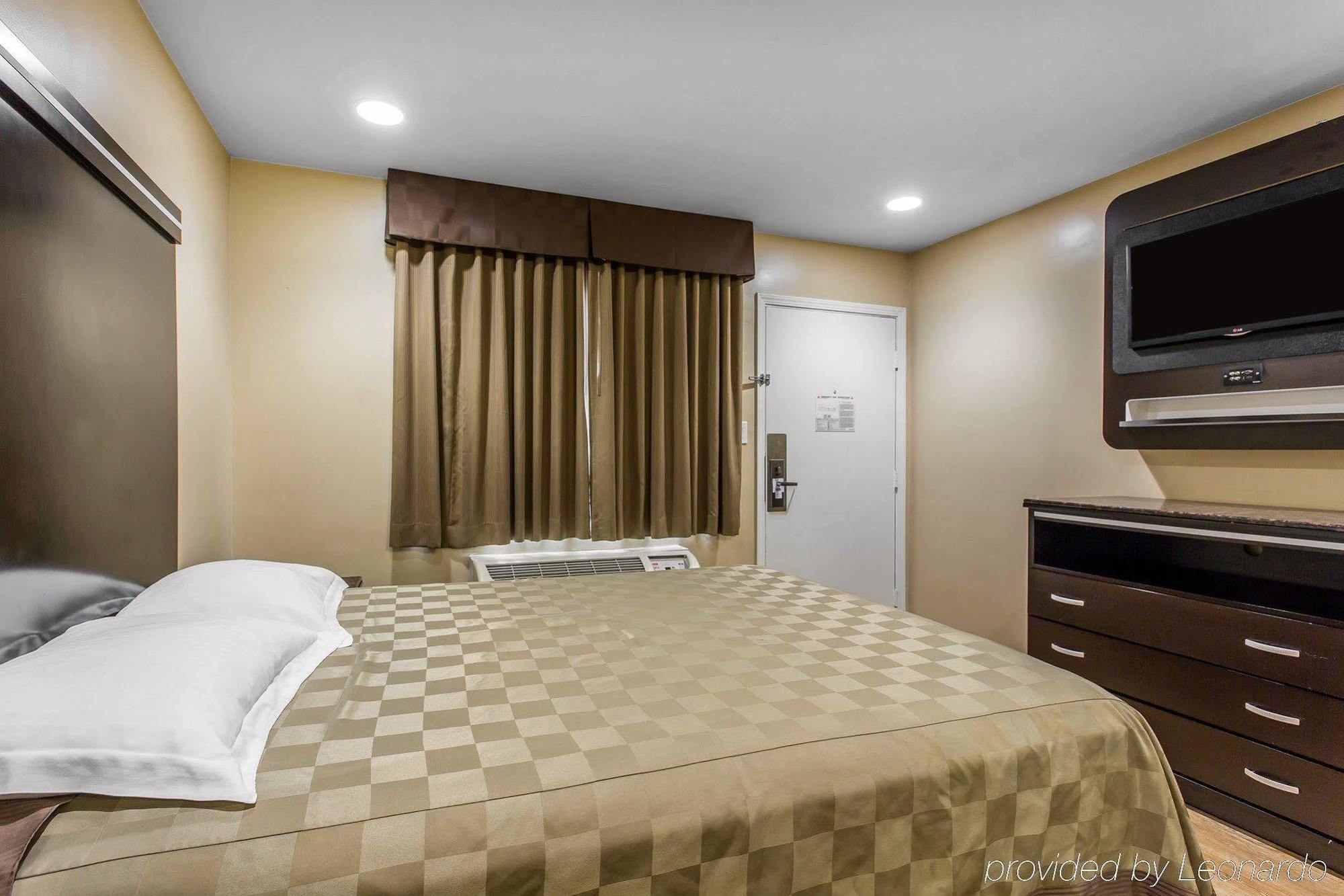 Rodeway Inn & Suites Chula Vista San Diego South Экстерьер фото